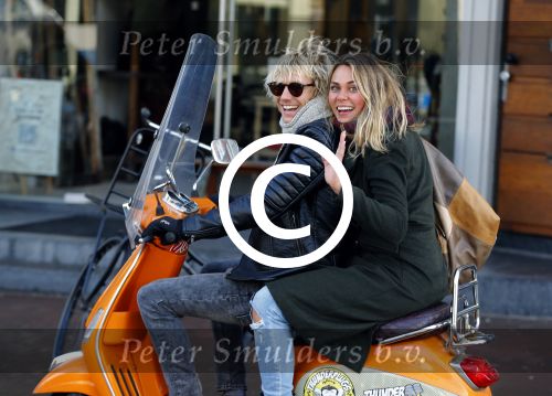 Amsterdam 23 januari 2016
Michelle v Nood en Koen Brouwer op hun vespa scooter.