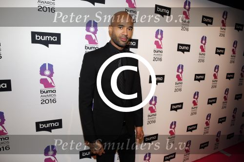 Hilversum 15 februari 2016
Buma awards in studio 21 op het mediapark. Mr Probz ( met vriendin links)