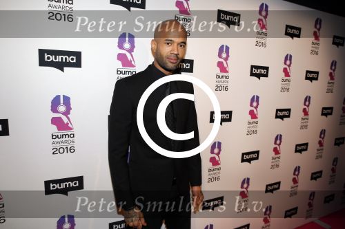 Hilversum 15 februari 2016
Buma awards in studio 21 op het mediapark. Mr Probz ( met vriendin links)