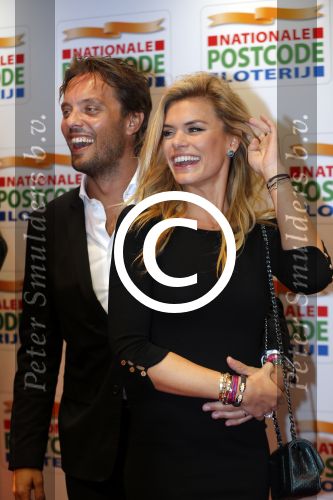 Amsterdam 26 januari 2016
Goed geld gala van de nationale postcode loterij in carre met als hoofdgast George Clooney.
Nicolette Kluijver Nicolette v Dam Bas Smit Ruud Gullit en Humberto Tan