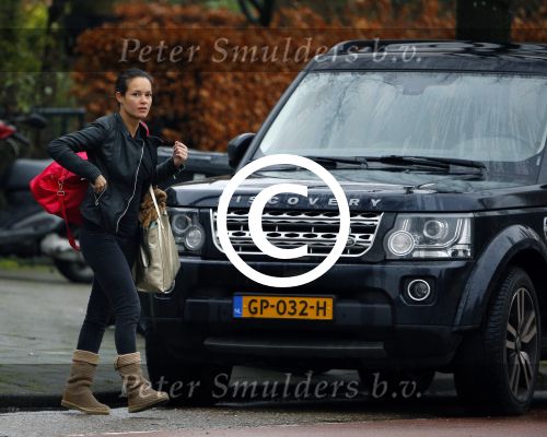 Amsterdam 27 januari 2016
Noi Pakon verlaat het huis van haar vriend Martijn Krabbe in Amsterdam nadat ze daar de nacht heeft doorgebracht.