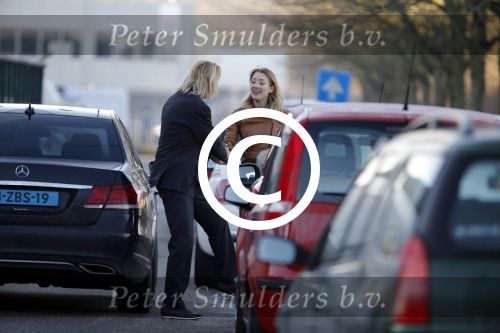 Amsterdam 22 januari 2016 
Noortje Herlaar vertrekt met een taxi bij haar woonboot.