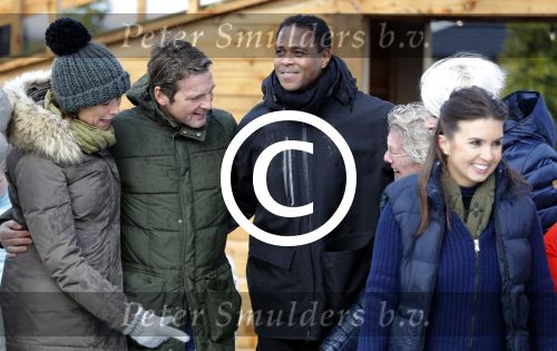 Biddinghuizen 31 januari 2016
Training voor de hollandse 100 op de schaatsbaan van Biddinghuizen. Aanwezig oa Prins Bernhard jr met kinderen Prinses Marilene Prins Maurits en Prinses Anna Prins Pieter Christiaan Prinses Emma Prinses Margriet Leontien Zijlaard v Moorsel met man Michael Zijlaard en dochter Indy Rosanna Kluivert met Patrick Nino Demy Shane en Justin Kluivert.