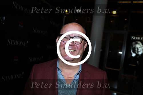Amsterdam 3 februari 2016
Premiere Simone Kleinsma in het nieuwe de la mar theater.
Paul de Leeuw