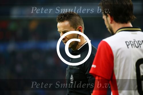 Eindhoven, 24 Januari 2016
PSV-FC Twente, eindstand 4-2  Kompetitie Seizoen 2015/2016
Pol v Boekel scheidsrechter