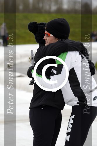 Biddinghuizen 31 januari 2016
Training voor de hollandse 100 op de schaatsbaan van Biddinghuizen. Aanwezig oa Prins Bernhard jr met kinderen Prinses Marilene Prins Maurits en Prinses Anna Prins Pieter Christiaan Prinses Emma Prinses Margriet Leontien Zijlaard v Moorsel met man Michael Zijlaard en dochter Indy Rosanna Kluivert met Patrick Nino Demy Shane en Justin Kluivert.