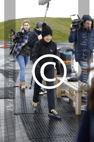 Biddinghuizen 31 januari 2016
Training voor de hollandse 100 op de schaatsbaan van Biddinghuizen. Aanwezig oa Prins Bernhard jr met kinderen Prinses Marilene Prins Maurits en Prinses Anna Prins Pieter Christiaan Prinses Emma Prinses Margriet Leontien Zijlaard v Moorsel met man Michael Zijlaard en dochter Indy Rosanna Kluivert met Patrick Nino Demy Shane en Justin Kluivert.