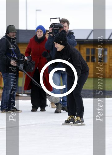 Biddinghuizen 31 januari 2016
Training voor de hollandse 100 op de schaatsbaan van Biddinghuizen. Aanwezig oa Prins Bernhard jr met kinderen Prinses Marilene Prins Maurits en Prinses Anna Prins Pieter Christiaan Prinses Emma Prinses Margriet Leontien Zijlaard v Moorsel met man Michael Zijlaard en dochter Indy Rosanna Kluivert met Patrick Nino Demy Shane en Justin Kluivert.