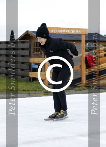 Biddinghuizen 31 januari 2016
Training voor de hollandse 100 op de schaatsbaan van Biddinghuizen. Aanwezig oa Prins Bernhard jr met kinderen Prinses Marilene Prins Maurits en Prinses Anna Prins Pieter Christiaan Prinses Emma Prinses Margriet Leontien Zijlaard v Moorsel met man Michael Zijlaard en dochter Indy Rosanna Kluivert met Patrick Nino Demy Shane en Justin Kluivert.