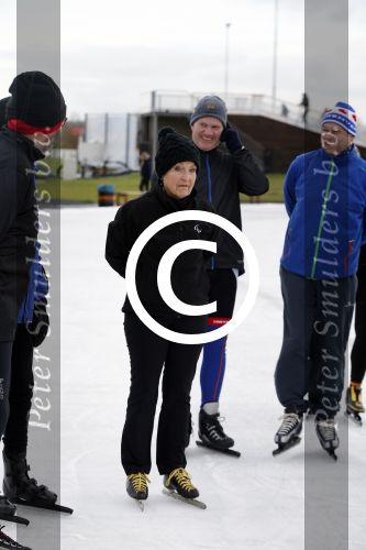 Biddinghuizen 31 januari 2016
Training voor de hollandse 100 op de schaatsbaan van Biddinghuizen. Aanwezig oa Prins Bernhard jr met kinderen Prinses Marilene Prins Maurits en Prinses Anna Prins Pieter Christiaan Prinses Emma Prinses Margriet Leontien Zijlaard v Moorsel met man Michael Zijlaard en dochter Indy Rosanna Kluivert met Patrick Nino Demy Shane en Justin Kluivert.
