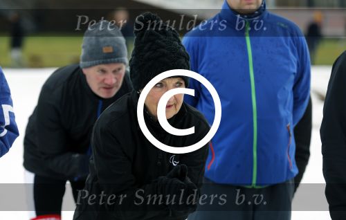 Biddinghuizen 31 januari 2016
Training voor de hollandse 100 op de schaatsbaan van Biddinghuizen. Aanwezig oa Prins Bernhard jr met kinderen Prinses Marilene Prins Maurits en Prinses Anna Prins Pieter Christiaan Prinses Emma Prinses Margriet Leontien Zijlaard v Moorsel met man Michael Zijlaard en dochter Indy Rosanna Kluivert met Patrick Nino Demy Shane en Justin Kluivert.