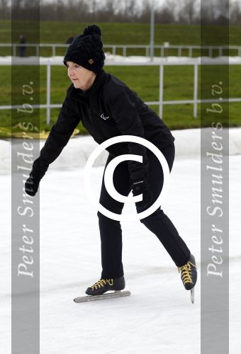 Biddinghuizen 31 januari 2016
Training voor de hollandse 100 op de schaatsbaan van Biddinghuizen. Aanwezig oa Prins Bernhard jr met kinderen Prinses Marilene Prins Maurits en Prinses Anna Prins Pieter Christiaan Prinses Emma Prinses Margriet Leontien Zijlaard v Moorsel met man Michael Zijlaard en dochter Indy Rosanna Kluivert met Patrick Nino Demy Shane en Justin Kluivert.