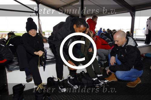 Biddinghuizen 31 januari 2016
Training voor de hollandse 100 op de schaatsbaan van Biddinghuizen. Aanwezig oa Prins Bernhard jr met kinderen Prinses Marilene Prins Maurits en Prinses Anna Prins Pieter Christiaan Prinses Emma Prinses Margriet Leontien Zijlaard v Moorsel met man Michael Zijlaard en dochter Indy Rosanna Kluivert met Patrick Nino Demy Shane en Justin Kluivert.
