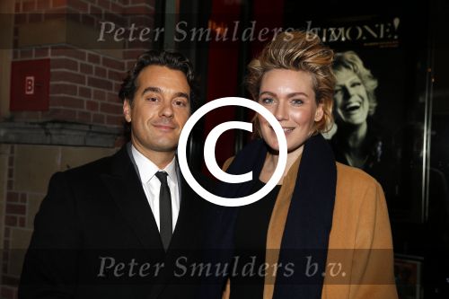 Amsterdam 3 februari 2016
Premiere Simone Kleinsma in het nieuwe de la mar theater.
Rik v d Westelaken enMarlijn Weerdenburg