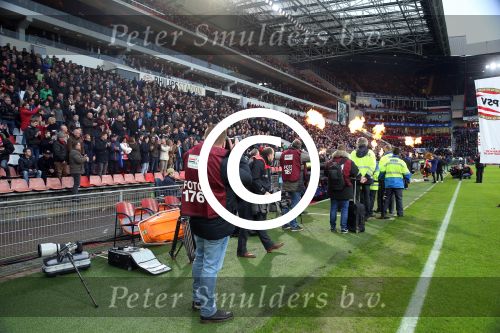 Eindhoven, 24 Januari 2016
Kompetitie PSV-FC Twente, eindstand 4-2
Robert v Doren als fotograaf