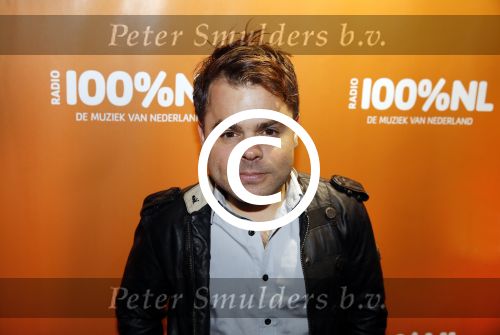 Uitgeest 2 februari 2016
Uitreiking 100% NL awards bij A9 studio\'s. Roel v Velzen met Nielson