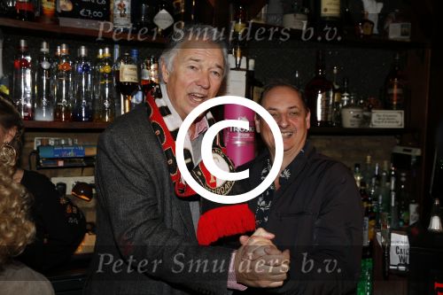 Rotterdam 21 januari 2016
Presentatie de oase bar met oa Gerard Cox Joke Bruijs Brigitte Kaandorp Ron Brandsteder Jacques Herb Johnny Kraaykamp jr Tony Neef Ernst Daniel Smid Veldhuis en Kemper en Martin v Waardenberg.