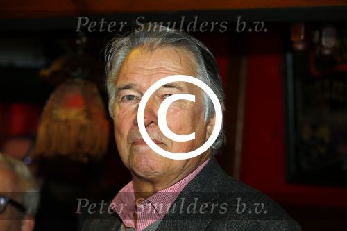 Rotterdam 21 januari 2016
Presentatie de oase bar met oa Gerard Cox Joke Bruijs Brigitte Kaandorp Ron Brandsteder Jacques Herb Johnny Kraaykamp jr Tony Neef Ernst Daniel Smid Veldhuis en Kemper en Martin v Waardenberg.
