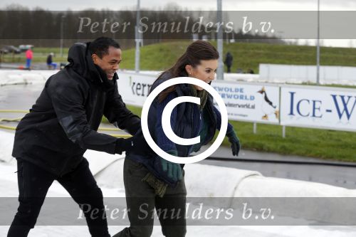 Biddinghuizen 31 januari 2016
Training voor de hollandse 100 op de schaatsbaan van Biddinghuizen. Aanwezig oa Prins Bernhard jr met kinderen Prinses Marilene Prins Maurits en Prinses Anna Prins Pieter Christiaan Prinses Emma Prinses Margriet Leontien Zijlaard v Moorsel met man Michael Zijlaard en dochter Indy Rosanna Kluivert met Patrick Nino Demy Shane en Justin Kluivert.