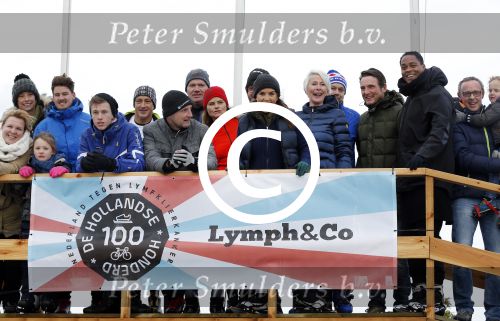 Biddinghuizen 31 januari 2016
Training voor de hollandse 100 op de schaatsbaan van Biddinghuizen. Aanwezig oa Prins Bernhard jr met kinderen Prinses Marilene Prins Maurits en Prinses Anna Prins Pieter Christiaan Prinses Emma Prinses Margriet Leontien Zijlaard v Moorsel met man Michael Zijlaard en dochter Indy Rosanna Kluivert met Patrick Nino Demy Shane en Justin Kluivert.