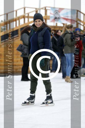 Biddinghuizen 31 januari 2016
Training voor de hollandse 100 op de schaatsbaan van Biddinghuizen. Aanwezig oa Prins Bernhard jr met kinderen Prinses Marilene Prins Maurits en Prinses Anna Prins Pieter Christiaan Prinses Emma Prinses Margriet Leontien Zijlaard v Moorsel met man Michael Zijlaard en dochter Indy Rosanna Kluivert met Patrick Nino Demy Shane en Justin Kluivert.