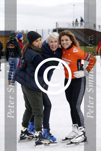 Biddinghuizen 31 januari 2016
Training voor de hollandse 100 op de schaatsbaan van Biddinghuizen. Aanwezig oa Prins Bernhard jr met kinderen Prinses Marilene Prins Maurits en Prinses Anna Prins Pieter Christiaan Prinses Emma Prinses Margriet Leontien Zijlaard v Moorsel met man Michael Zijlaard en dochter Indy Rosanna Kluivert met Patrick Nino Demy Shane en Justin Kluivert.