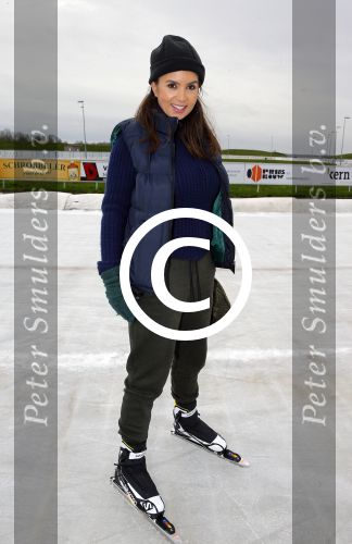 Biddinghuizen 31 januari 2016
Training voor de hollandse 100 op de schaatsbaan van Biddinghuizen. Aanwezig oa Prins Bernhard jr met kinderen Prinses Marilene Prins Maurits en Prinses Anna Prins Pieter Christiaan Prinses Emma Prinses Margriet Leontien Zijlaard v Moorsel met man Michael Zijlaard en dochter Indy Rosanna Kluivert met Patrick Nino Demy Shane en Justin Kluivert.