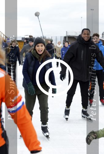 Biddinghuizen 31 januari 2016
Training voor de hollandse 100 op de schaatsbaan van Biddinghuizen. Aanwezig oa Prins Bernhard jr met kinderen Prinses Marilene Prins Maurits en Prinses Anna Prins Pieter Christiaan Prinses Emma Prinses Margriet Leontien Zijlaard v Moorsel met man Michael Zijlaard en dochter Indy Rosanna Kluivert met Patrick Nino Demy Shane en Justin Kluivert.