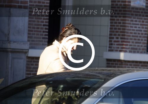 Amsterdam 17 januari 2016
de ex van Ruben Nicolai neemt zijn auto mee.
