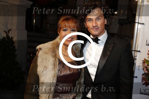Amsterdam 18 januari 2016
Uitreiking Beau monde awards in het Amstel Hotel.
Sandra Reemer met een kennis