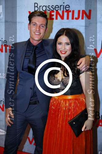 Amsterdam 25 januari 2016
Premiere Valentijn in Tuschinski met oa Georgina Verbaan Egbert Jan Weeber Roeland Fernhout Megan de Kruijf Maarten Heijmans Lies Visschedijk en Melody Klaver . Sanne Vogel me vriend