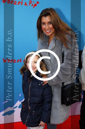 Amsterdam 17 januari 2016
Premiere Woezel en Pip in Tuschinski. Valerie Zwikker met dochter