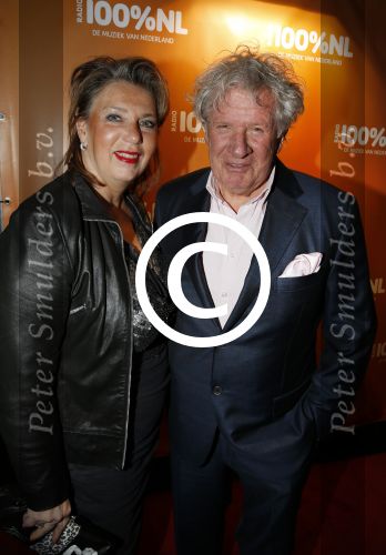 Uitgeest 2 februari 2016
Uitreiking 100% NL awards bij A9 studio\'s. Willibrord Frequin met zoon Louis en dochter Rebecca en vriendin