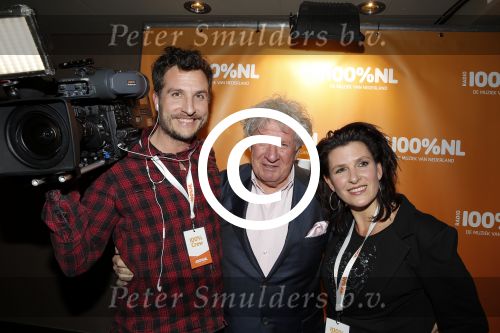 Uitgeest 2 februari 2016
Uitreiking 100% NL awards bij A9 studio\'s. Willibrord Frequin met zoon Louis en dochter Rebecca en vriendin