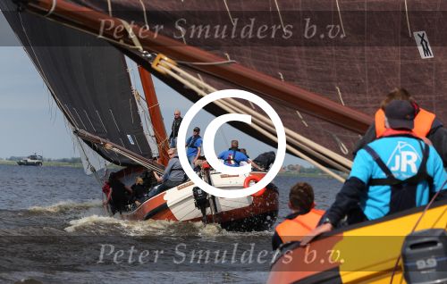 Heeg 8 Juni 2013 Heegermeer, Wedstrijd Skutsjezeilen
Foto Peter  Smulders BV