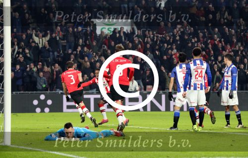 Eindhoven, 22 Januari 2017 Kompetitiewedstrijd PSV-SC Heerenveen, eindstand 4-3 met o.a. Michael v Gerwen die werd gehuldigd.