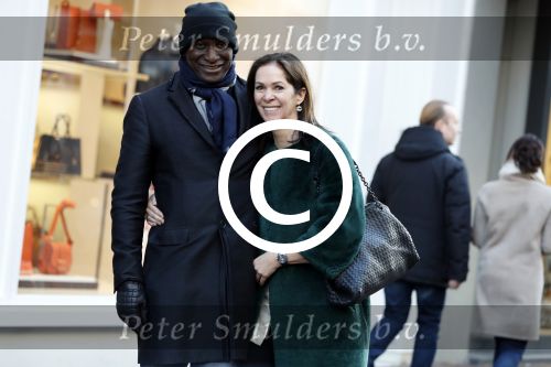 Amsterdam 21 januari 2017
Annemarie v Gaal met haar man  Rhandy MacNack op de pc hooftstraat
