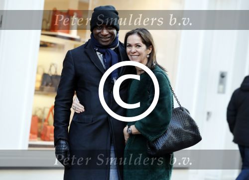 Amsterdam 21 januari 2017
Annemarie v Gaal met haar man  Rhandy MacNack op de pc hooftstraat