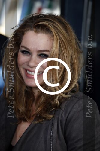 Amsterdam 11 januari 2017
Presentatie boek Opvliegers! 
Proosten op het boek en het nieuwe Jaar 2017 met oa Peggy Vrijens, Sandra Mattie, Laura Vlasblom, Antje Monteiro, Carolina Mout en Cystine Carreon Rick Engelkes