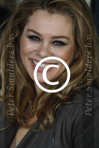 Amsterdam 11 januari 2017
Presentatie boek Opvliegers! 
Proosten op het boek en het nieuwe Jaar 2017 met oa Peggy Vrijens, Sandra Mattie, Laura Vlasblom, Antje Monteiro, Carolina Mout en Cystine Carreon Rick Engelkes