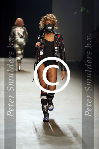 Amsterdam 27 januari 2017 
Amsterdam fashion week gesponsord door Mercedes Benz. Fred v Leer Everon jackson Hooi en Toprak yalciner lopen mee met de show van Artitude
