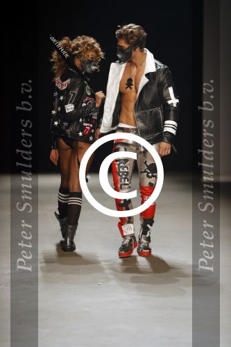 Amsterdam 27 januari 2017 
Amsterdam fashion week gesponsord door Mercedes Benz. Fred v Leer Everon jackson Hooi en Toprak yalciner lopen mee met de show van Artitude