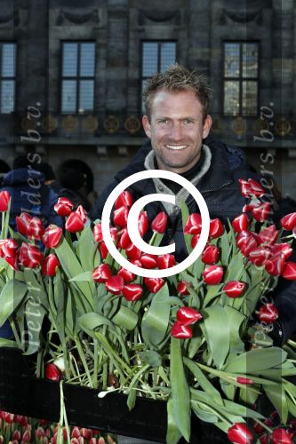 Amsterdam 21 januari 2017 
Boer Tom Groot bij event met tulpen bij paleis op de dam.