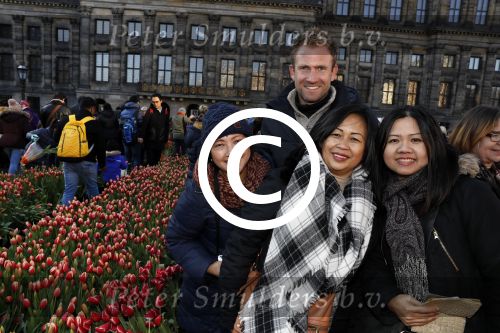 Amsterdam 21 januari 2017 
Boer Tom Groot bij event met tulpen bij paleis op de dam.