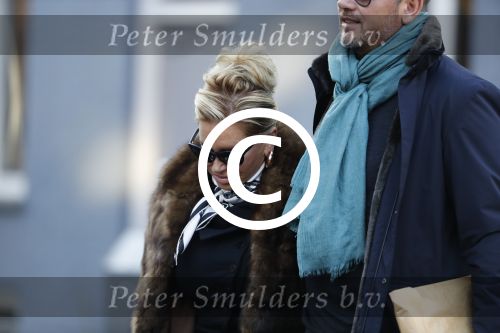 Amsterdam 21 januari 2017  
Connie Witteman met partner Eugene v Dun op de cornelis schuytstraat.