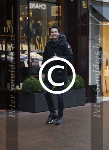 Amsterdam 7 januari 2017
Danilo Kuiters op de pc hooftstraat. danilo is een van de grote aanstormende zangtalenten van Nederland.