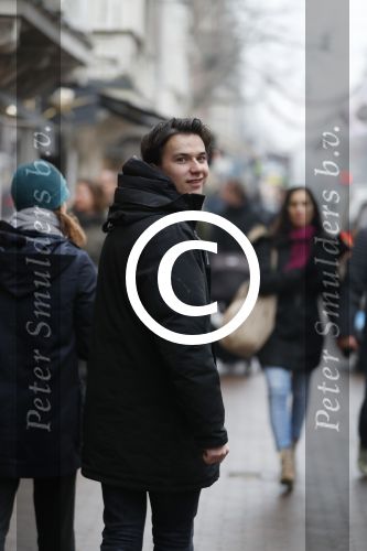 Amsterdam 7 januari 2017
Danilo Kuiters op de pc hooftstraat. danilo is een van de grote aanstormende zangtalenten van Nederland.