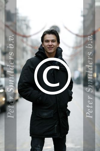 Amsterdam 7 januari 2017
Danilo Kuiters op de pc hooftstraat. danilo is een van de grote aanstormende zangtalenten van Nederland.