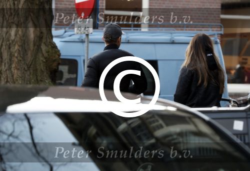 Amsterdam 20 januari 2017
Dave Roelvink met zijn nieuwe vriendin Julia Mekkes nadat ze geluncht hebben bij v Dam op de cornelis Schuytstraat