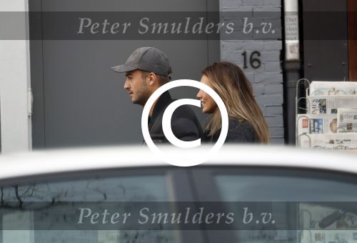 Amsterdam 20 januari 2017
Dave Roelvink met zijn nieuwe vriendin Julia Mekkes nadat ze geluncht hebben bij v Dam op de cornelis Schuytstraat
